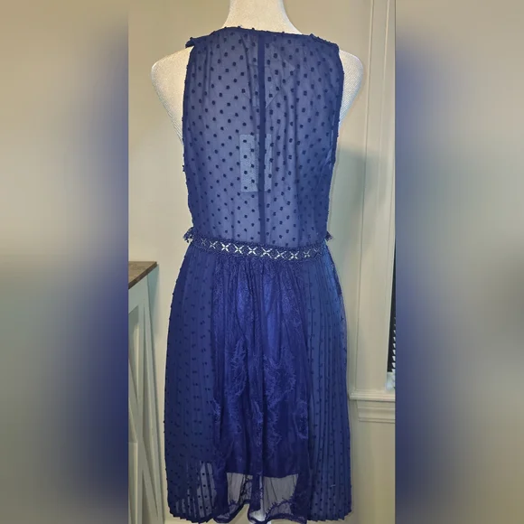 NWT Anthropologie Foxiedox Lace Midi Dress Women's Size Small - Picture 2 of 12